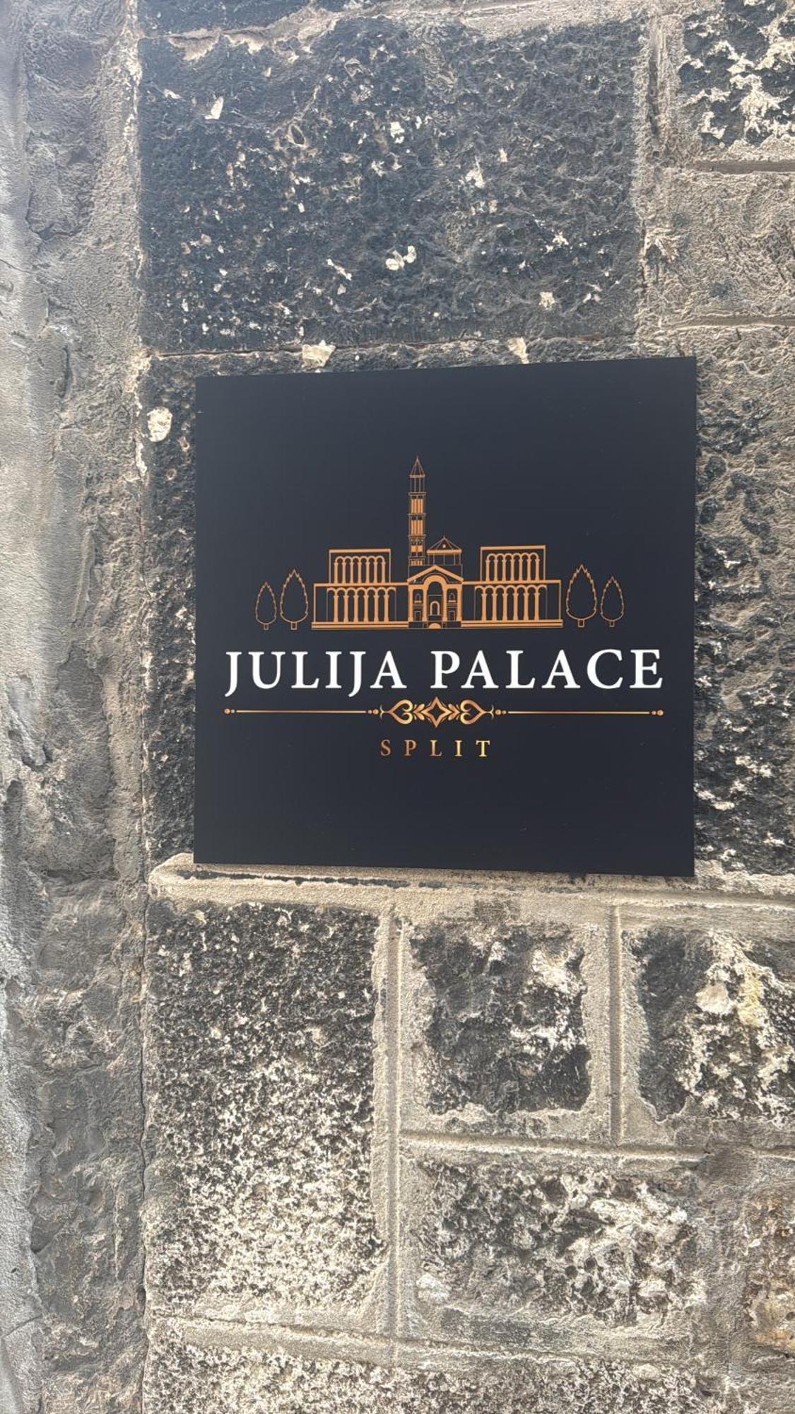 Julija Palace Apartman
